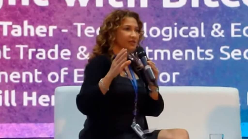 Mónica Taher.