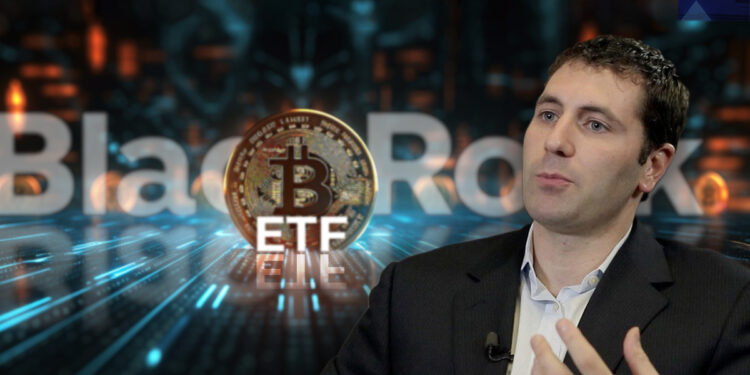 Jeff Dorman con moneda de bitcoin y ETF sobre superficie de cristal y logo de BlackRock en el fondo