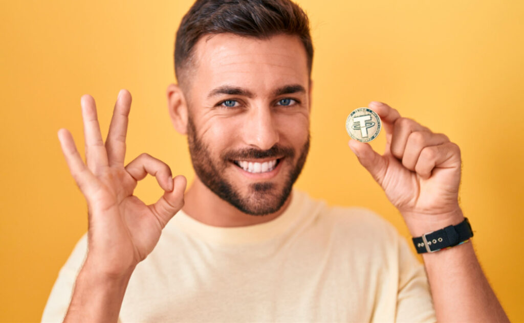 Hombre con stablecoin usdt.