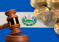 Bandera de El Salvador, bitcoin y martillo de ley.
