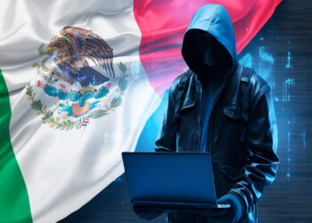 Hombre cometiendo un delito con criptomonedas y bandera de México.