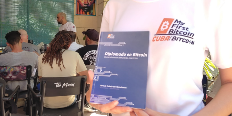 La ONG Mi Primer Bitcoin desarrolló un programa de estudios para enseñar sobre BTC - Fuente: Mi Primer Bitcoin.