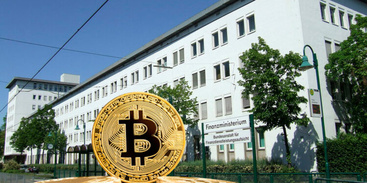 Bitcoin y banco.