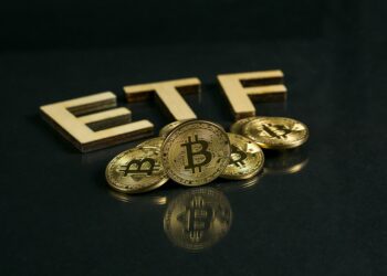 El ETF de bitcoin de Ark Invest da un paso importante para poder operar en el mercado - Fuente: stock.adobe.com