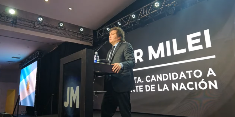 Javier Milei asumirá la presidencia de Argentina desde el 10 de diciembre - Fuente: Javier Milei - YouTube: https://www.youtube.com/watch?v=ELW6p84rJmw