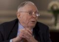 Charlie Munger fue uno de los detractores más destacados de bitcoin. Fuente: YouTube/Yahoo Finance.
