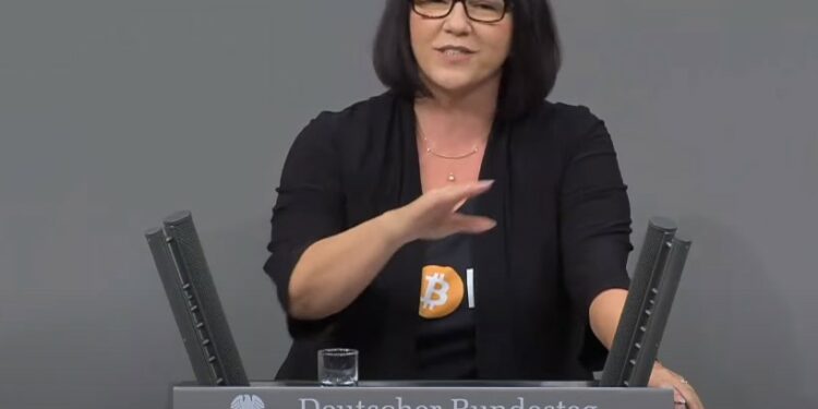 Joana Cotar-precio-bitcoin