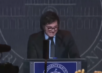 Javier Milei (foto) es el presidente de Argentina. Fuente: CNN en Español - YouTube.