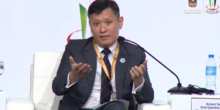 Richard Teng (foto) es el nuevo CEO de Binance. Fuente: Anual Investment Meeting - YouTube.