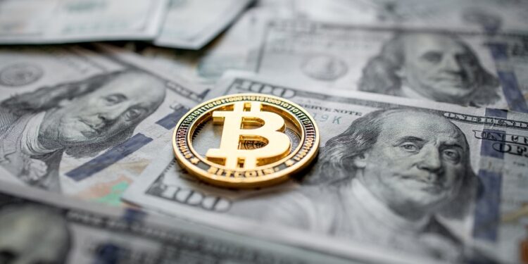 La caída del dólar presagia nuevos movimientos en bitcoin. - Fuente: stock.adobe.com