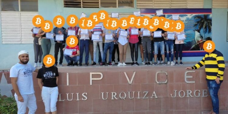 En Cuba ha crecido de manera sostenida el interés por bitcoin desde hace unos años. Fuente: Cuba Bitcoin.