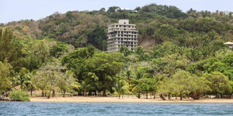 Próspera, la zona económica especial de la isla hondureña de Roatán donde bitcoin se usa como unidad de cuenta. Fuente: criterio.hn