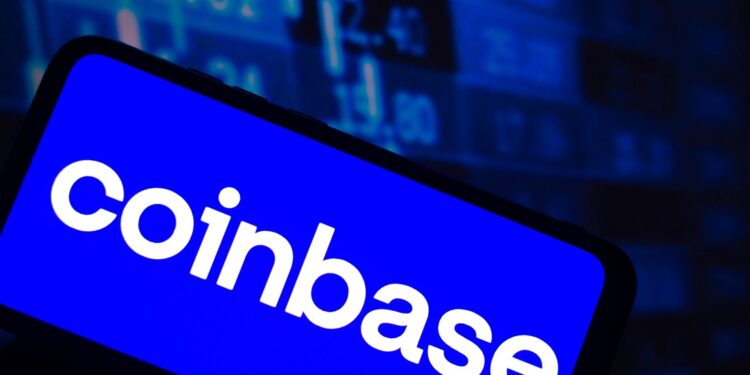 Coinbase es el segundo exchange de criptomonedas más grande del mundo, después de Binance. Fuente: stock.adobe.com