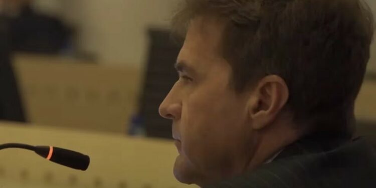 En el juicio, el abogado de COPA, Alexander Gunning, increpó a Craig Wright. Fuente: X.