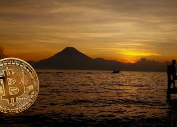 Actualmente hay 90 locales comerciales que aceptan bitcoin como medio de pago en todo lo que abarca Lago Bitcoin. Fuente: Eliazar Ajquijay.