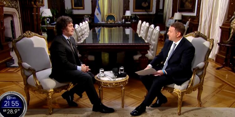 De aprobarse un nuevo proyecto de ley en Argentina, si el Banco Central financia al fisco, será demandado penalmente. Fuente: YouTube/Todo Noticias.