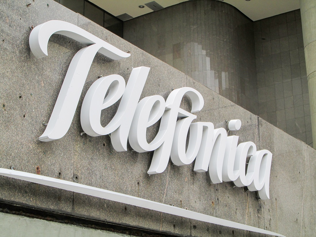 Chainlink fournira des services à Telefónica ;  LINK se positionne au dessus de 20 dollars