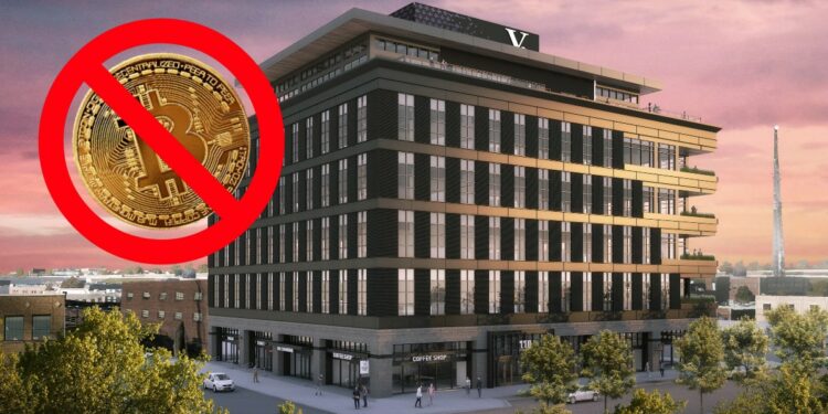 El banco notificó que las criptomonedas que estaban en custodia se vendieron por dólares. Fuente: Vast Bank/Composición por CriptoNoticias.