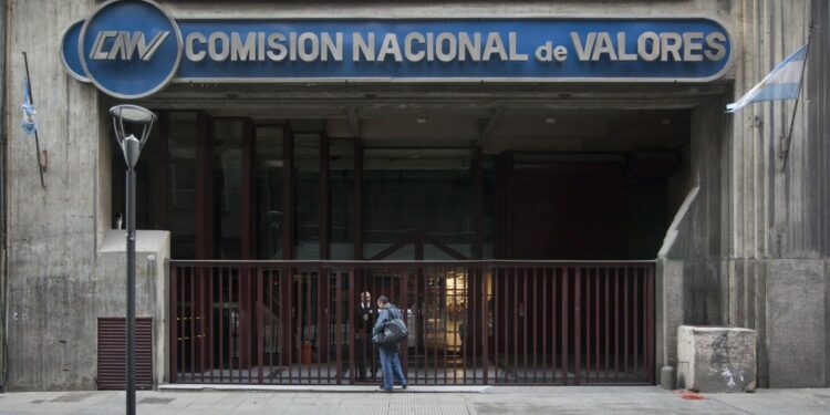 La CNV regulará el funcionamiento de los exchanges en Argentina. Fuente: CriptoNoticias.