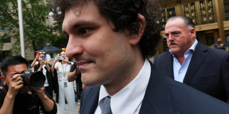 SBF pidió disculpas antes de conocer su sentencia. Fuente: CNN.