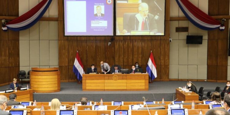 El proyecto para prohibir la actividad con bitcoin se introdujo esta semana en el Senado. Fuente: Senado del Paraguay.