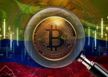 Colombia es uno de los países de América Latina con mayor adopción de bitcoin. Composición por CriptoNoticias. Maxim / Luminary / stock.adobe.com.