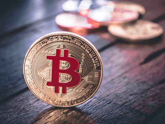 Bitcoin registra 9 días seguidos de entradas de dinero mediante ETF