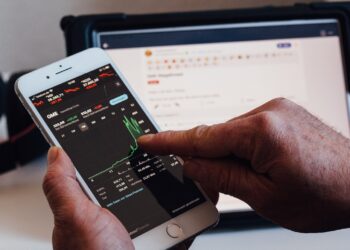 Suben los precios de GME, PEPE y varias memecoins. Fuente: stock.adobe.com