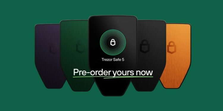Varias Trezor Safe 5 en colores.