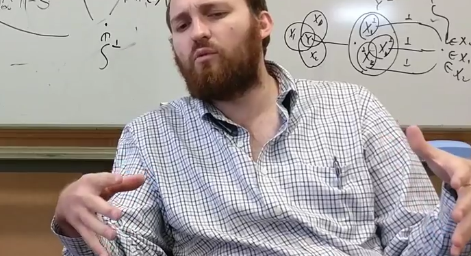 Charles Hoskinson (foto) es el fundador de Cardano - Fuente: captura de pantalla del canal "Jon Southurst" de YouTube.