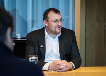 Charles Hoskinson, fundador de Cardano, en una reciente reunión con Jorge Macri, jefe de Gobierno de la Ciudad. Fuente: Linkedin de Jorge Macri.