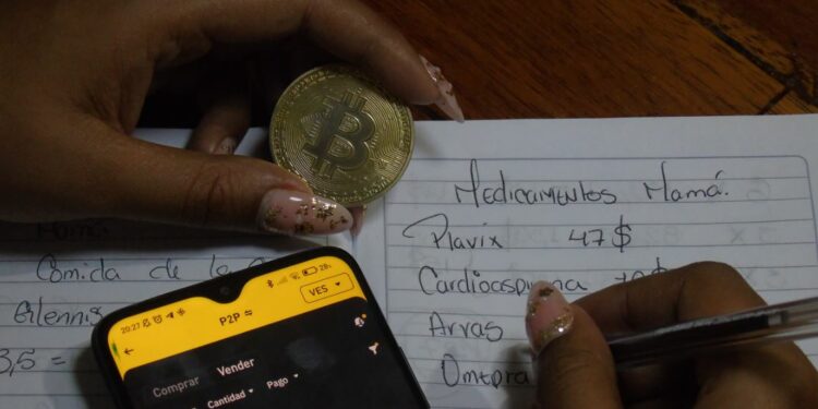 Ana se apoya en Bitcoin para cubrir los gastos médicos de su madre. Fuente: CriptoNoticias.