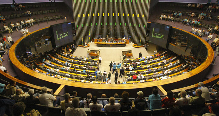 Brasil-diputado-El Salvador-modelo-Bitcoin