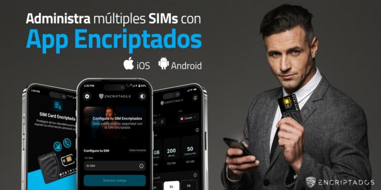 Hombre en traje sostenienddo un telefono celular en su mano de recha y una tarjeta SIM en la izquierda, al lado de tres teléfonos celulares.