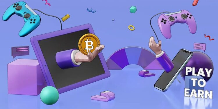 Monitor y mandos de consolas de juego flotando y una moneda bitcoin en una mano.
