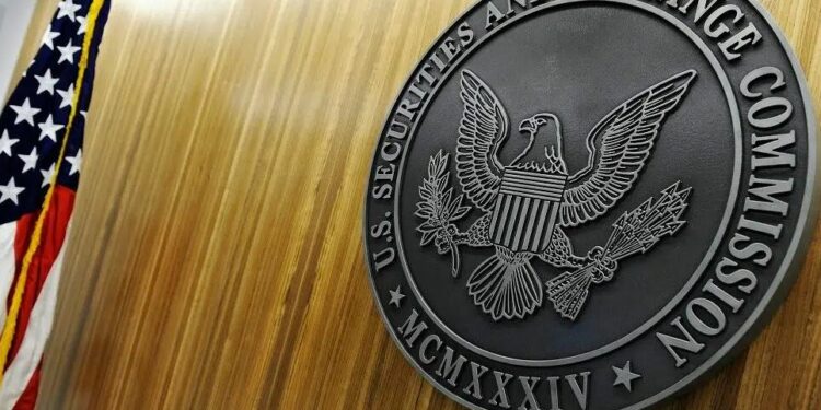 La SEC podría considerar algunas ofertas de NFT de OpenSea como valores. Fuente: BankMagazine.