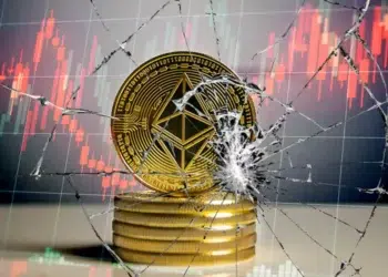 Ethereum viene teniendo uno de sus peores trimestres en los últimos años. Composición por CriptoNoticias. Fuente: Who is Danny / adobe.stock.com ; shutter speed / pixabay.com ; png-zsvai / pngegg.com.
