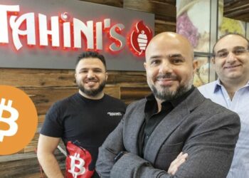 Los dueños del restaurante árabe Tahini's.