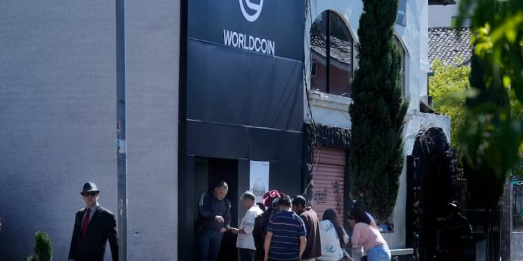 Worldcoin.Ecuador-criptomonedas