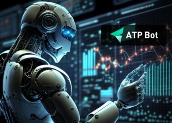 Robot cibernetico frente a monitores de computadores y logo de ATPBot.