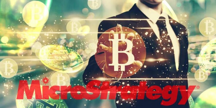 MicroStrategy convirtió su estrategia financiera en una apuesta a largo plazo por bitcoin. Fuente: Composición por CriptoNoticias. butenkow / stock.adobe.com; MicroStrategy / wikipedia.org; Tierney / stock.adobe.com.