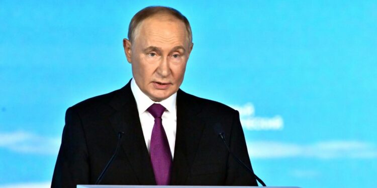 Putin destacó que las acciones de las autoridades francesas “no son muy claras”. Fuente: Kremlin.
