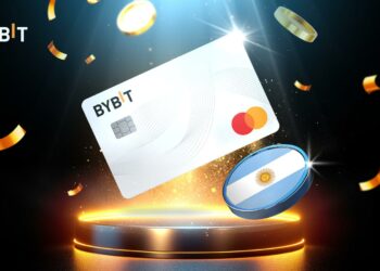 Tarjeta de debito MasterCard con el logo de Bybit y la bandera de Argentina.