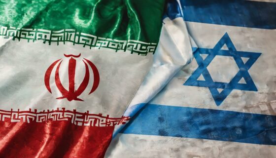Cae el precio de bitcoin tras ataque de Israel a Irán
