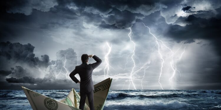 El dinero fíat no parece ser una buena protección ante la tormenta que se avecina. Fuente: stock.adobe.com