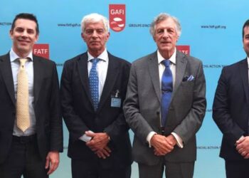 Los delegados Mariano Cúneo Libarona, Sebastián Amerio, Eugenio Curia e Ignacio Yacobucci recibieron la aprobación del informe. Fuente: Infobae.