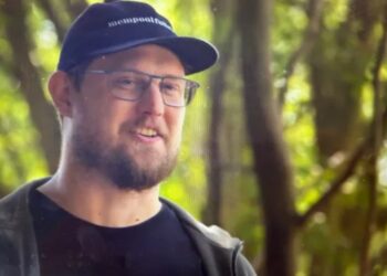 Durante el documental, al ser confrontado con esta teoría, Todd respondió con sarcasmo. Fuente: 1l.com.