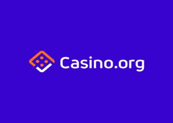 Logo de la empresa Casino.org sobre fondo azul.