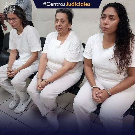 Mujeres condenadas por lavado de dinero en El Salvador