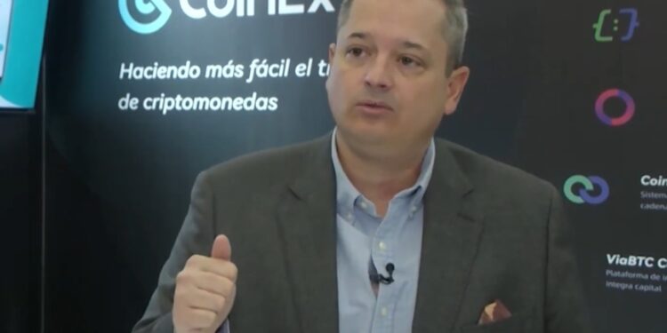Gutiérrez comparte su visión del escenario de bitcoin en Latinoamérica. Fuente: CoinEx.